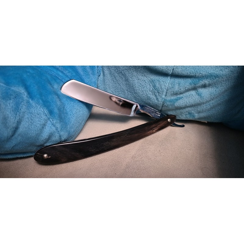 Rasoir coupe-choux THIERS-ISSSARD wedge  5/8 corne noire