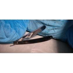 Rasoir coupe-choux THIERS-ISSSARD wedge  5/8 corne noire