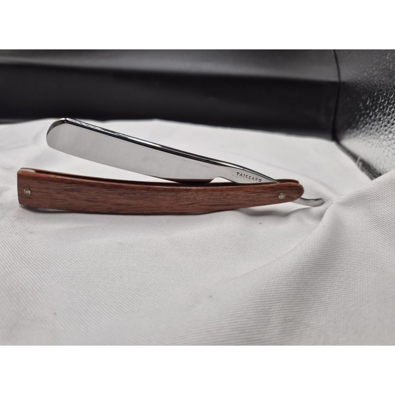 Rasoir coupe-choux TAILLAND 5/8 chasses en corne